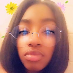 Meet your Posher, Ashia